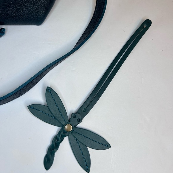 NWT Portland Leather Goods Large Bucket Bag Boreal Leather Crossbody + Tassel - Picture 8 of 16